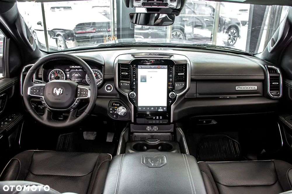 RAM 1500 Laramie Night Premium - 7
