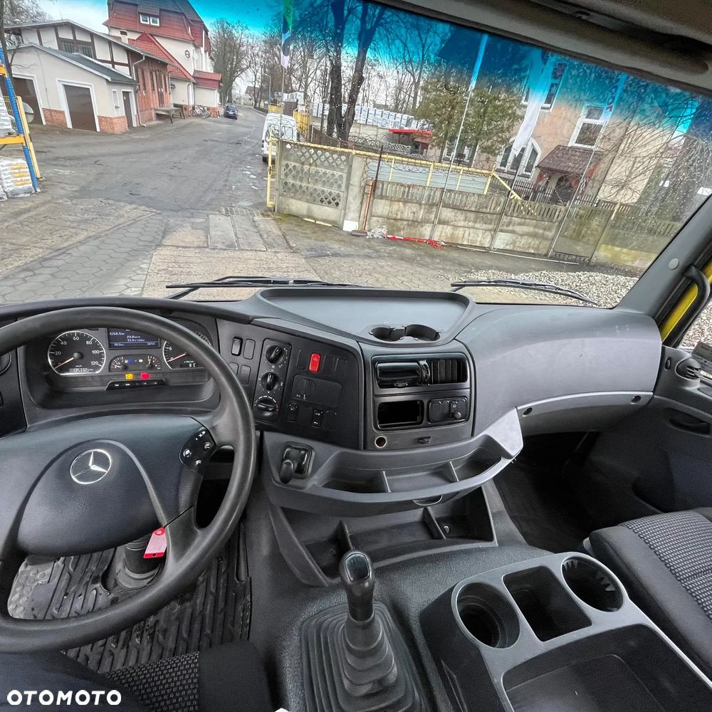 Mercedes-Benz AXOR - 22