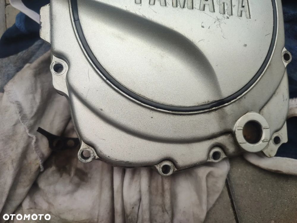 Dekiel, pokrywa silnika Yamaha Thunderace 1000 - 4