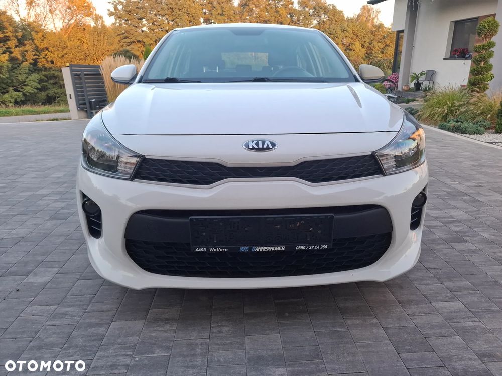 Kia Rio - 16