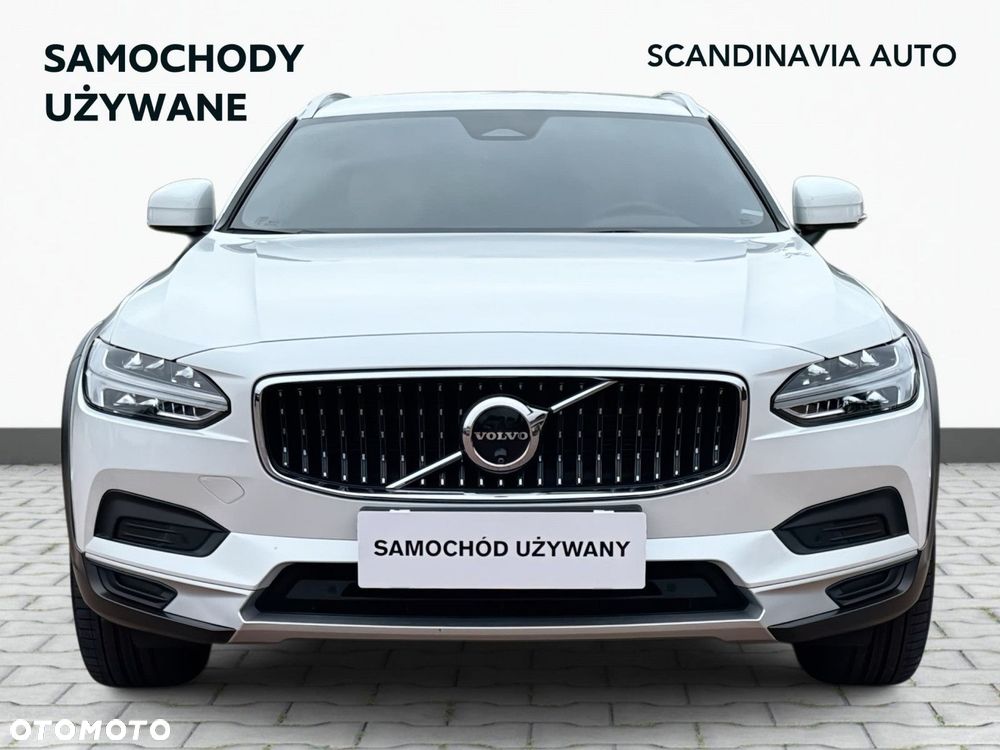 Volvo V90 Cross Country - 2