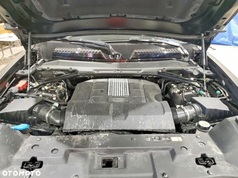 Land Rover Defender - 11