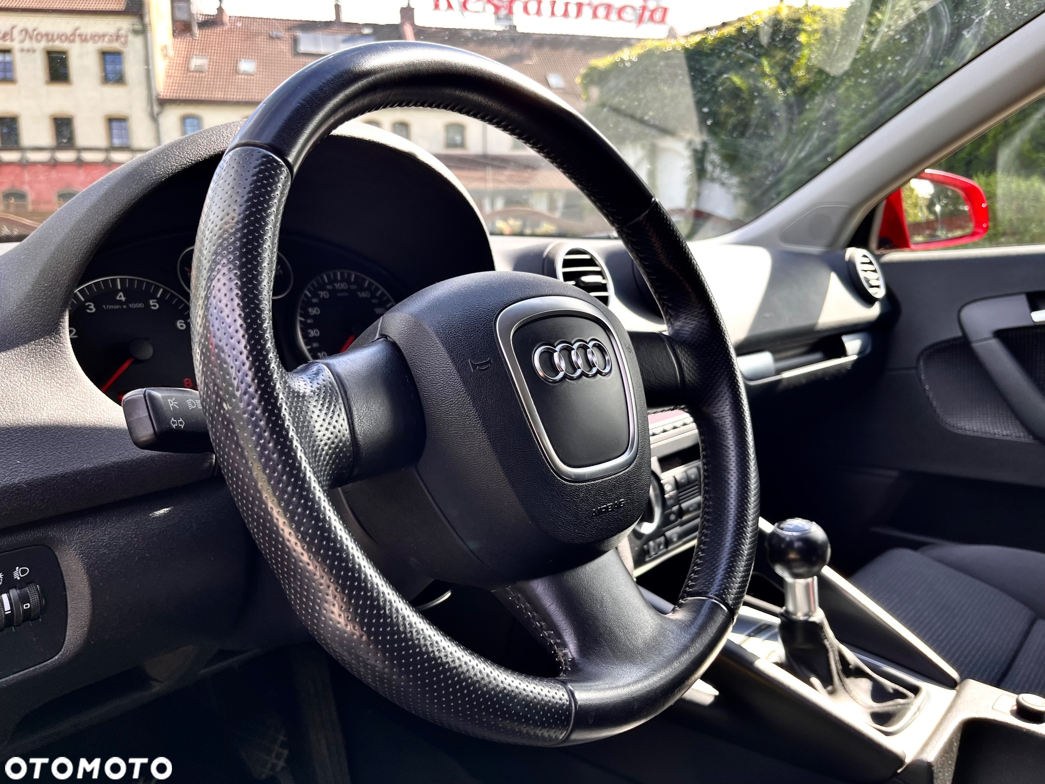 Audi A3 Sportback 1.6 S line Sportpaket plus - 16