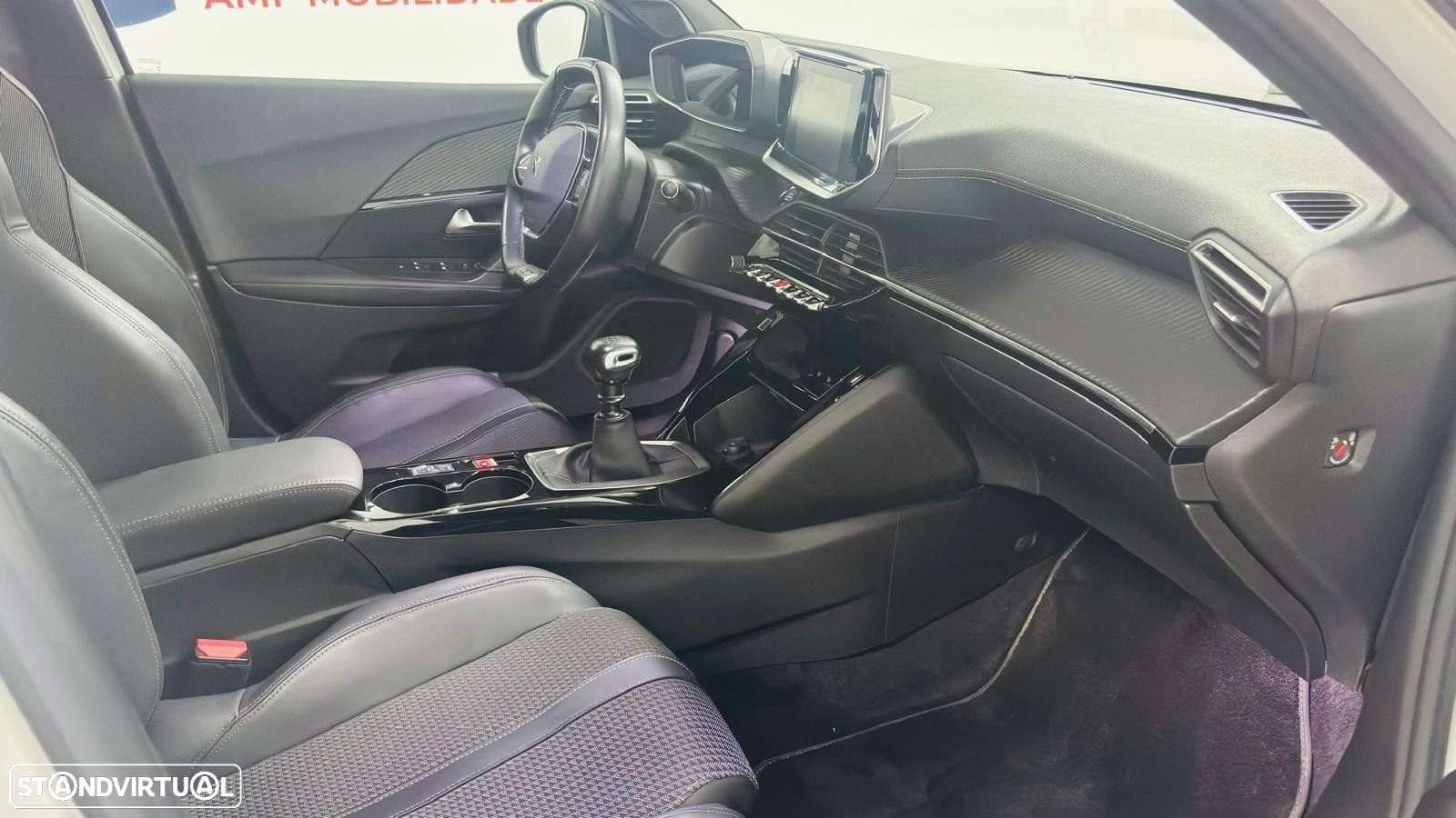 Peugeot 2008 1.2 PureTech GT Line - 5