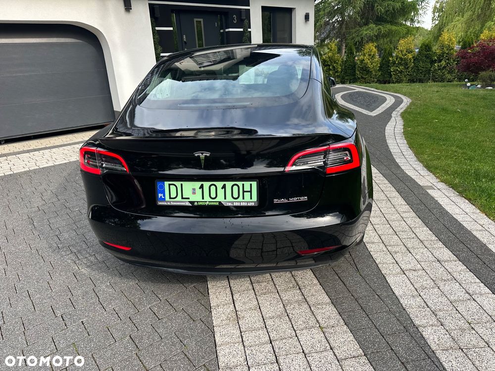 Tesla Model 3 - 28