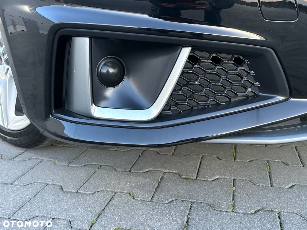 Audi A4 Avant 35 TFSI S tronic S line - 33