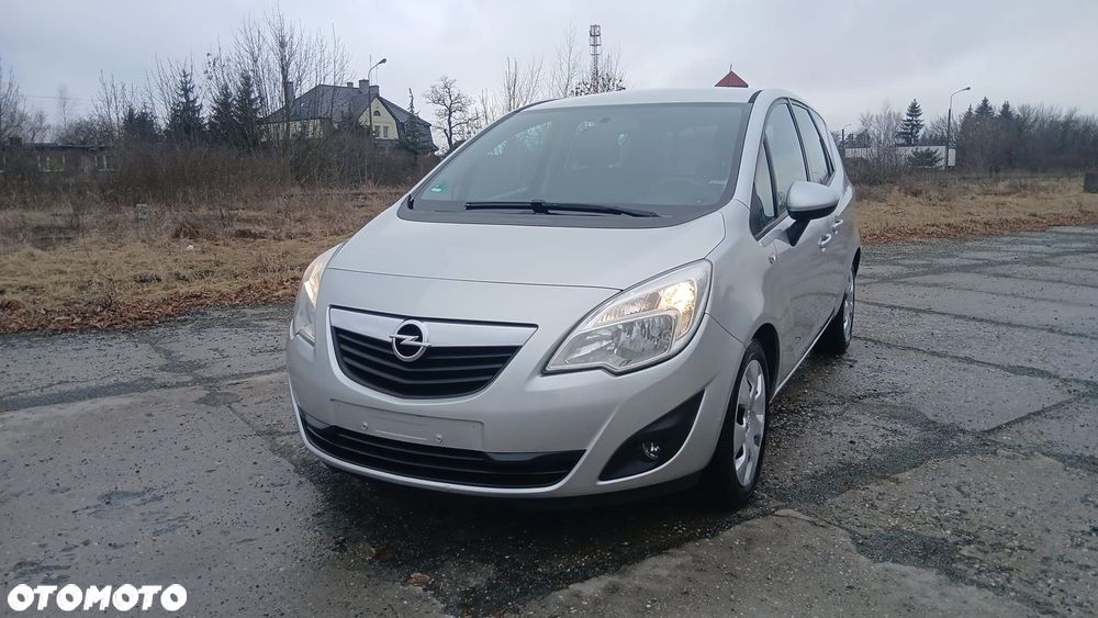 Opel Meriva - 10