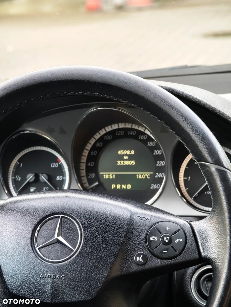 Mercedes-Benz Klasa C 250 CDI DPF Automatik BlueEFFICIENCY Avantgarde - 15