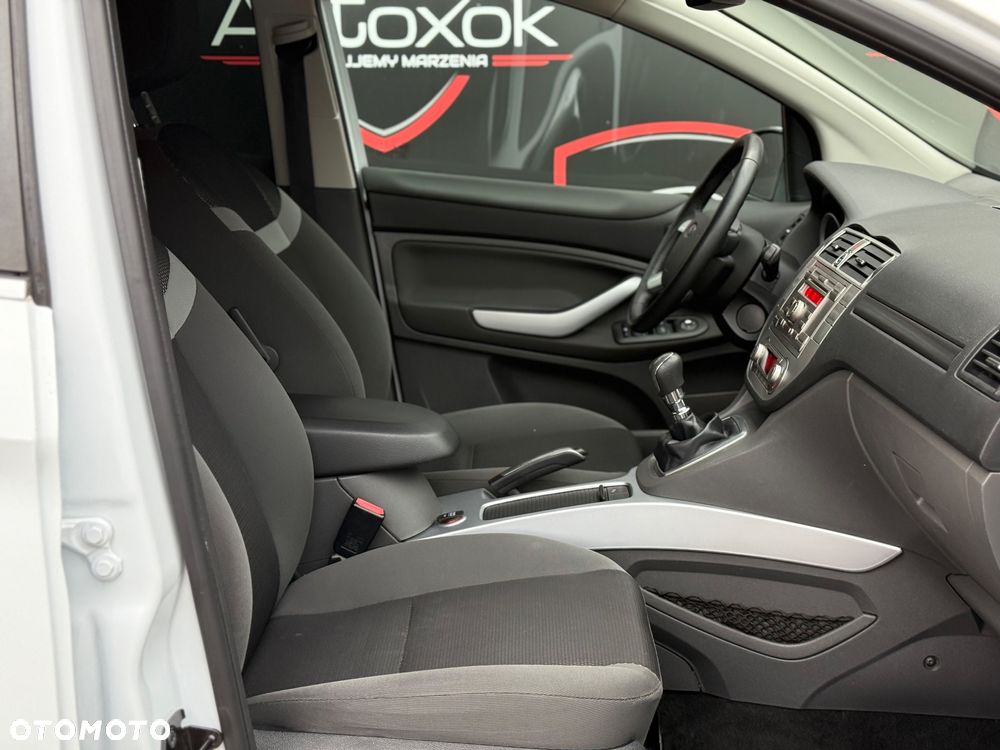 Ford Kuga 2.0 TDCi Trend - 32