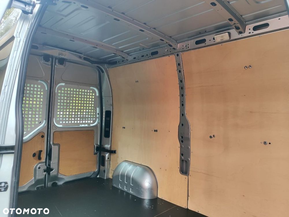 Renault Master - 32