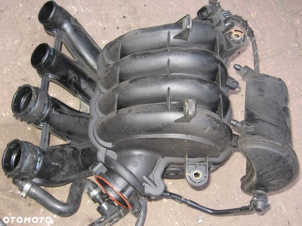 kolektor ssący AUDI A4 B6 B7 2.0 ALT 06B133210AJ - 2