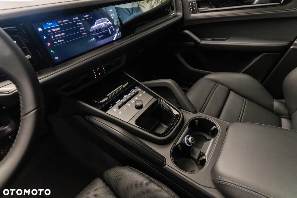 Porsche Cayenne Black Edition - 23