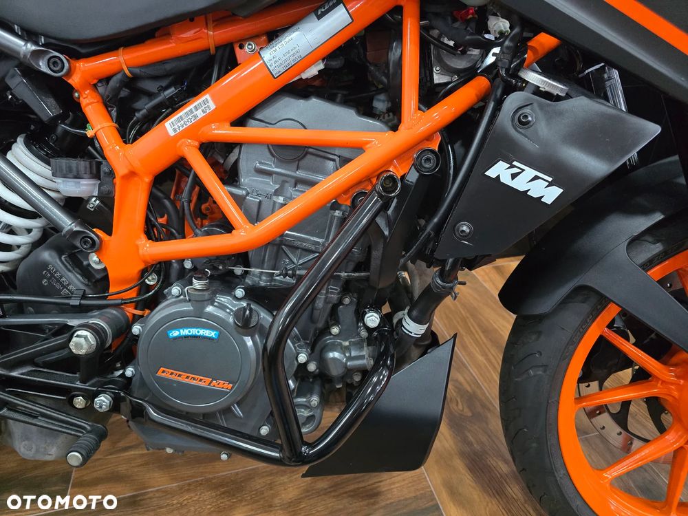 KTM Duke - 18