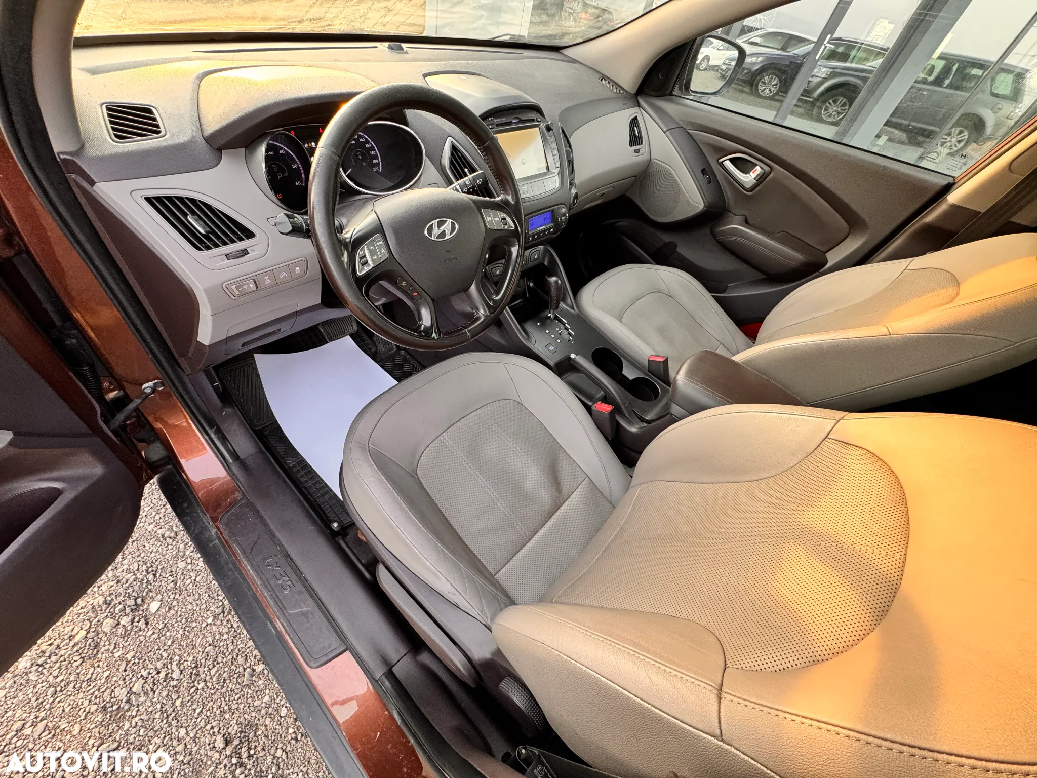 Hyundai ix35 2.0 CRDI 4WD Automatik Luxury - 15