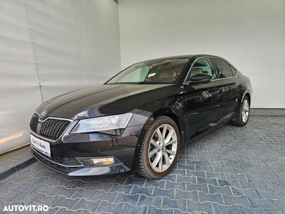 Skoda Superb 2.0 TDI 4X4 DSG Style - 1