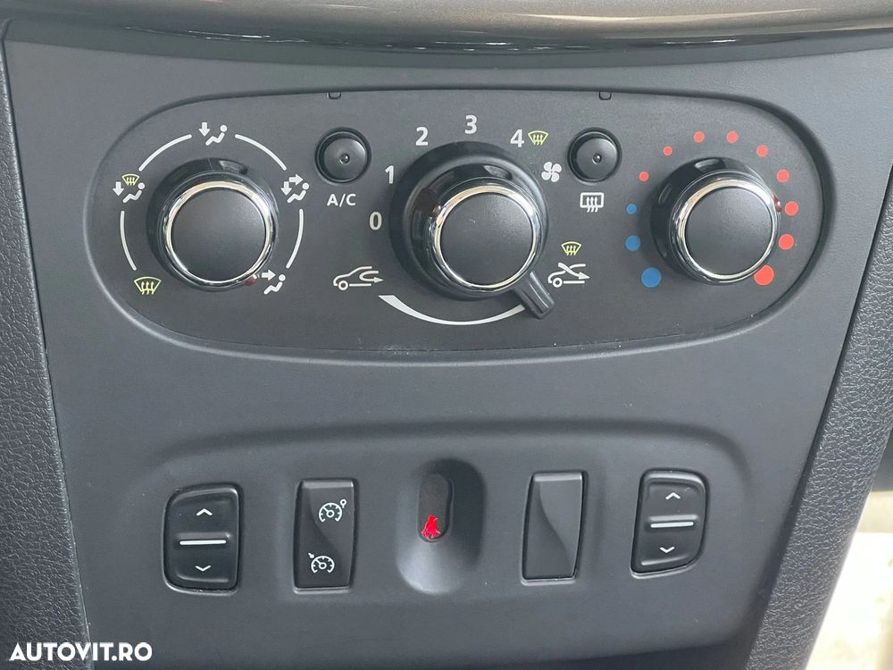 Dacia Sandero Stepway 0.9 TCe - 15