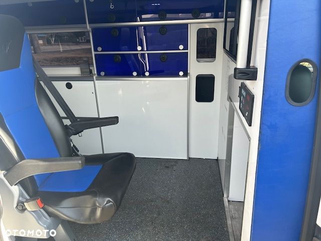 Volkswagen Transporter - 33