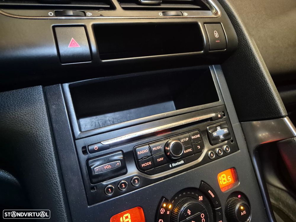 Peugeot 3008 1.6 BlueHDi Style - 22