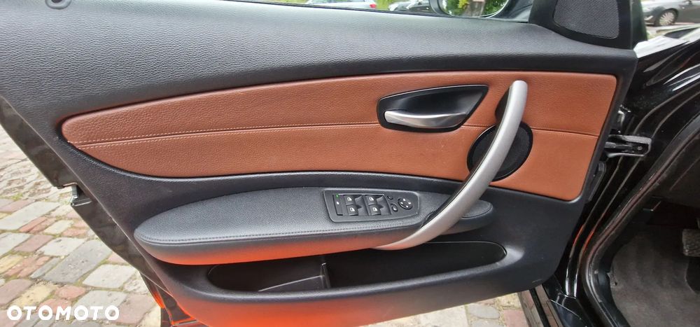 BMW Seria 1 118d DPF Edition Sport - 14