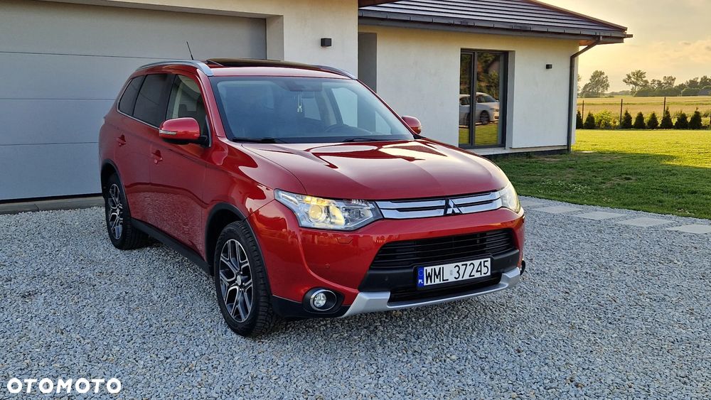Mitsubishi Outlander 2.2 DID Intense + - 26