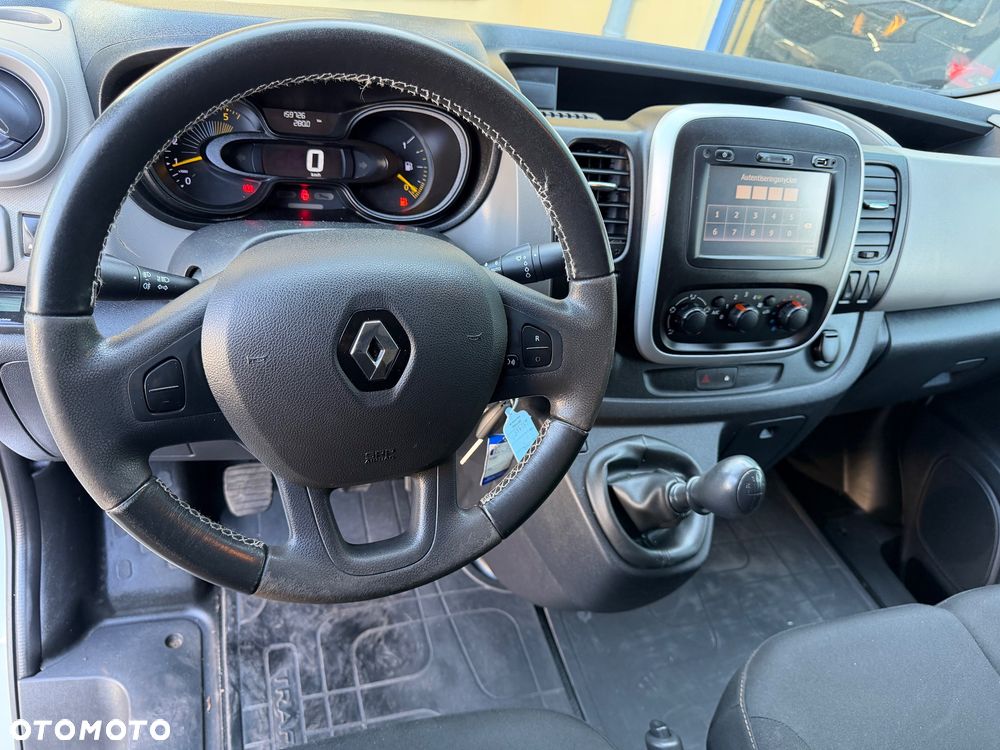 Renault Trafic Long - 19