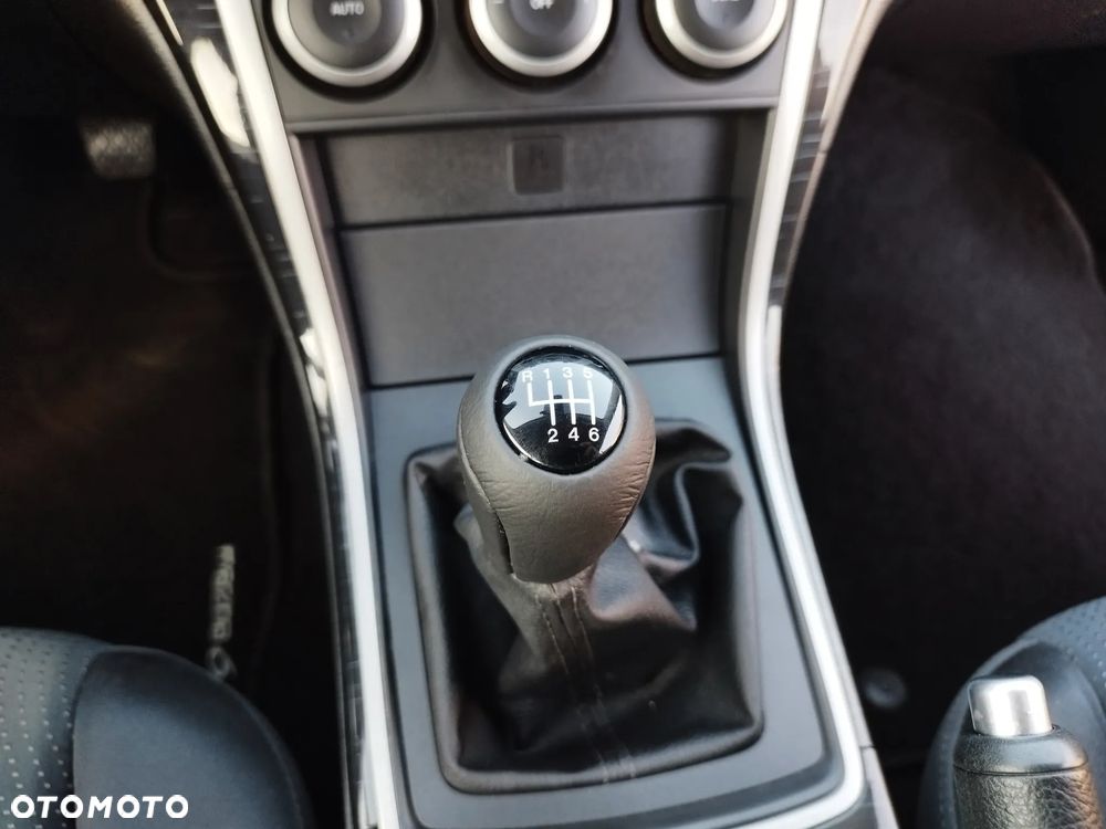 Mazda 6 Sport 2.0 Active - 23