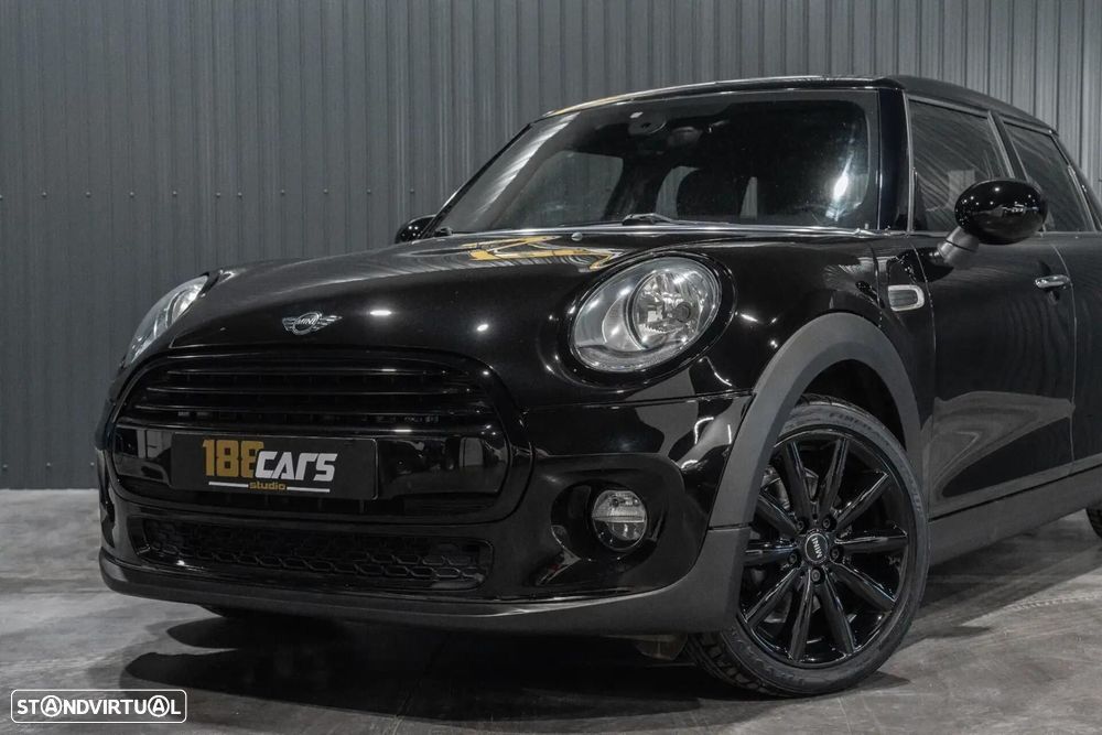 MINI 5 Portas Cooper D - 28