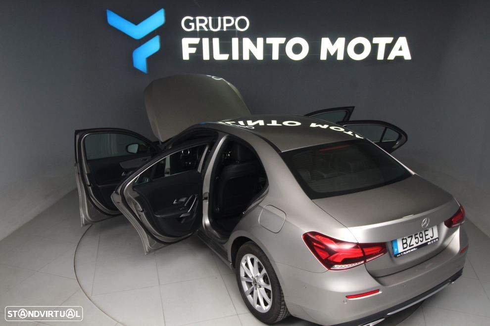 Mercedes-Benz A 200 Limousine Progressive Aut. - 11