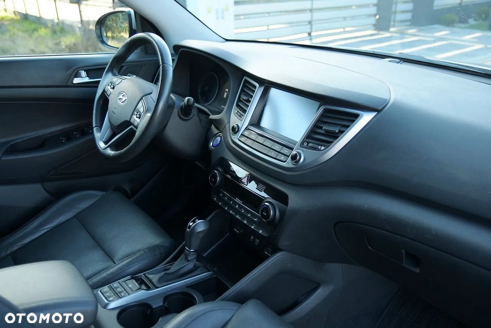 Hyundai Tucson 1.7 CRDI BlueDrive Premium 2WD DCT - 19