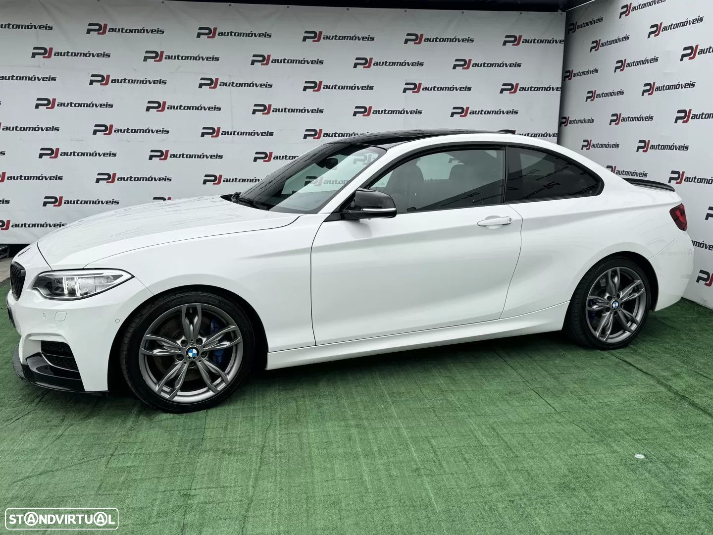 BMW M235i Coupe - 3
