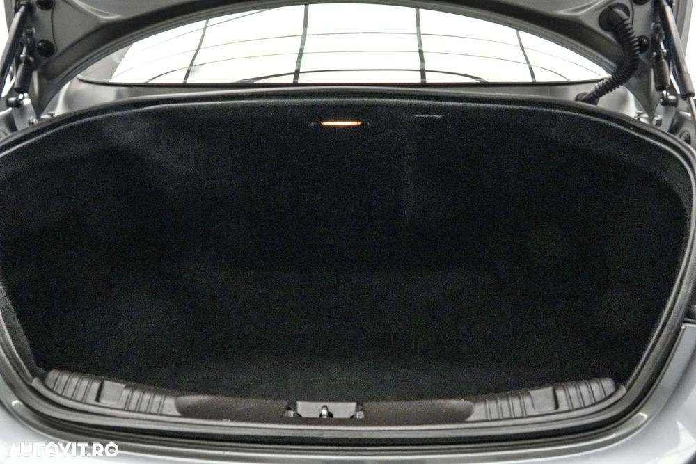 Jaguar XF 2.2D Premium Luxury - 25