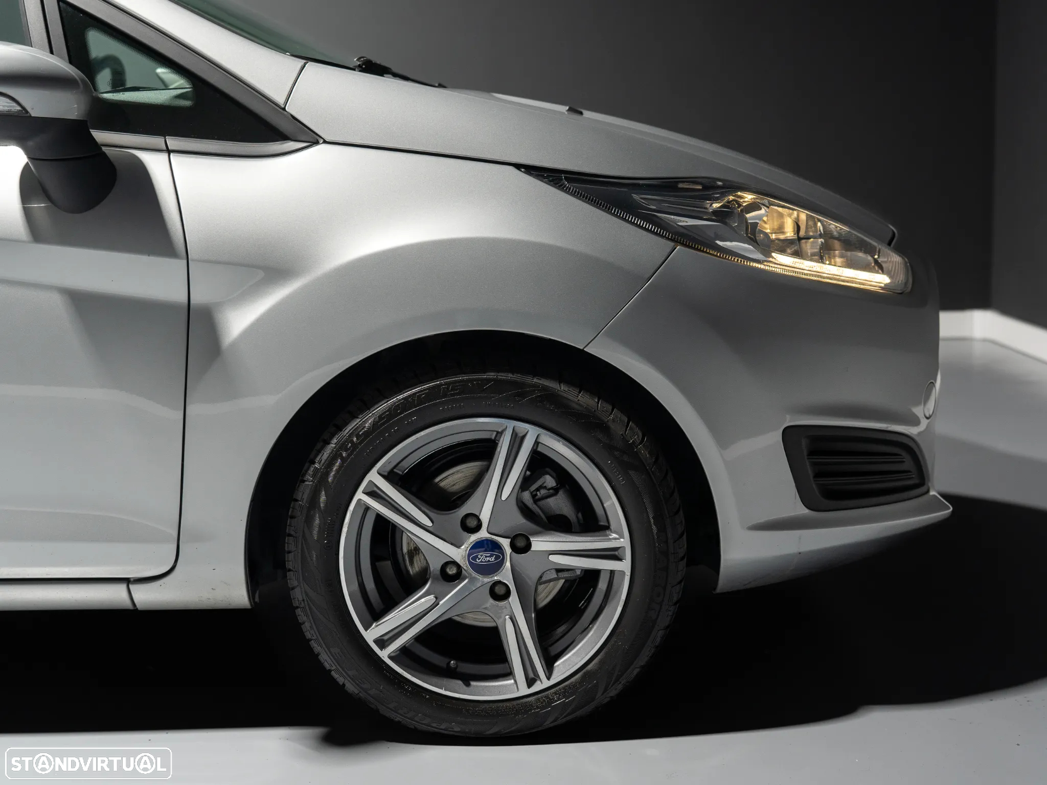 Ford Fiesta 1.5 TDCi Titanium ECOnetic - 9