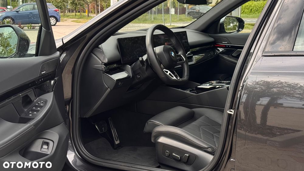 BMW Seria 5 530i xDrive - 9