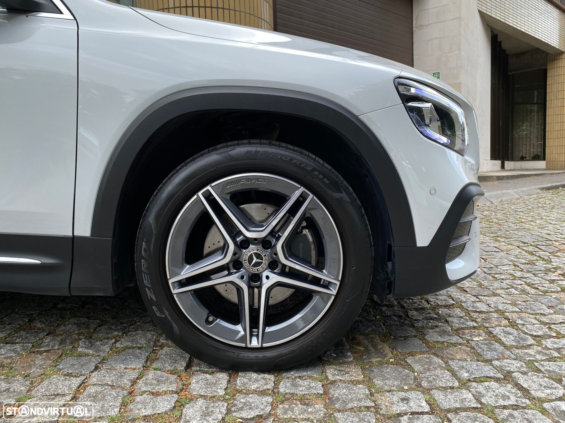 Mercedes-Benz GLB 180 d AMG Line - 7