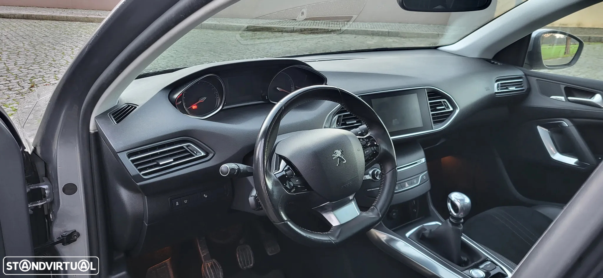 Peugeot 308 130 e-THP Stop & Start Allure - 13