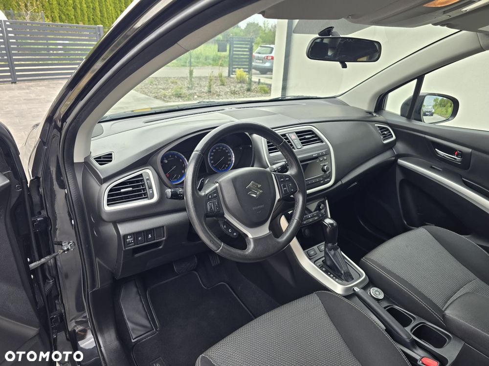 Suzuki SX4 S-Cross 1.6 VVT CVT 4x4 Comfort - 16
