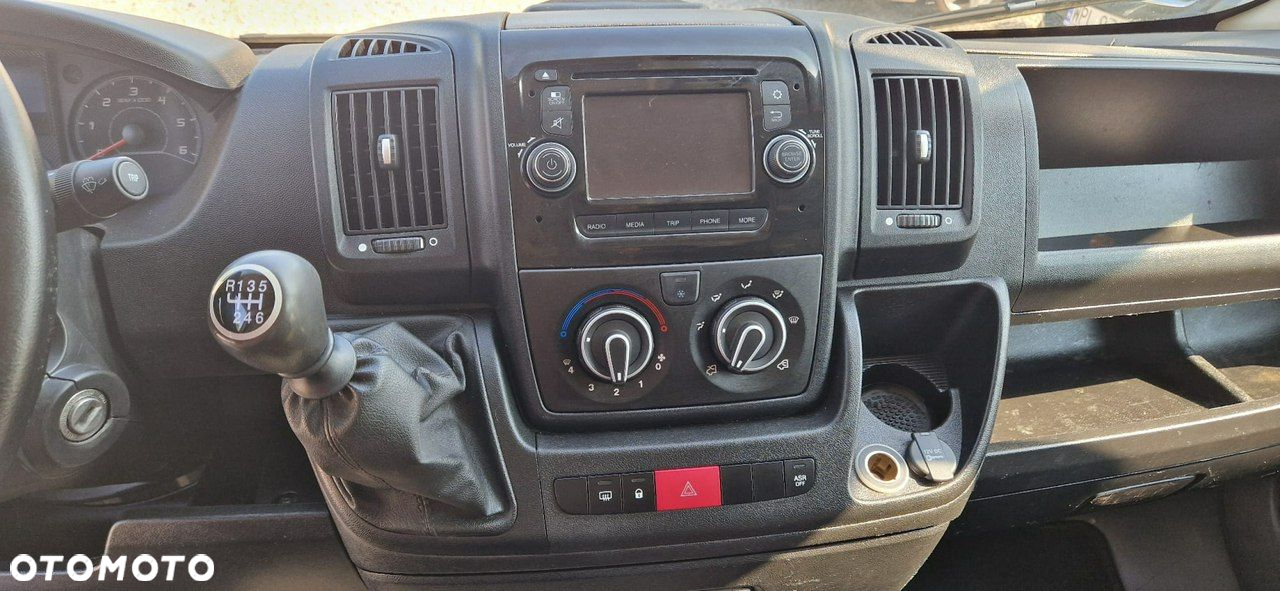 Peugeot Boxer - 24