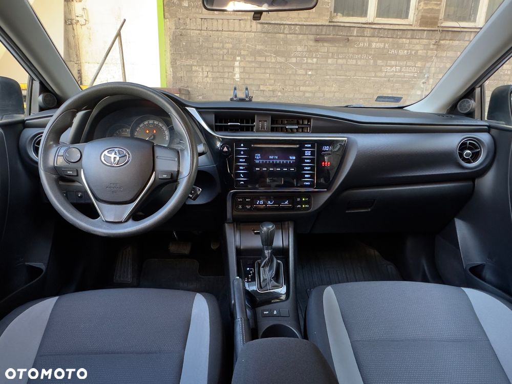 Toyota Auris - 21