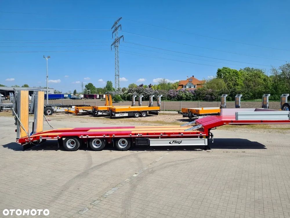 Fliegl Niskopodwoziowa 3 osiowa z najazdami - 3