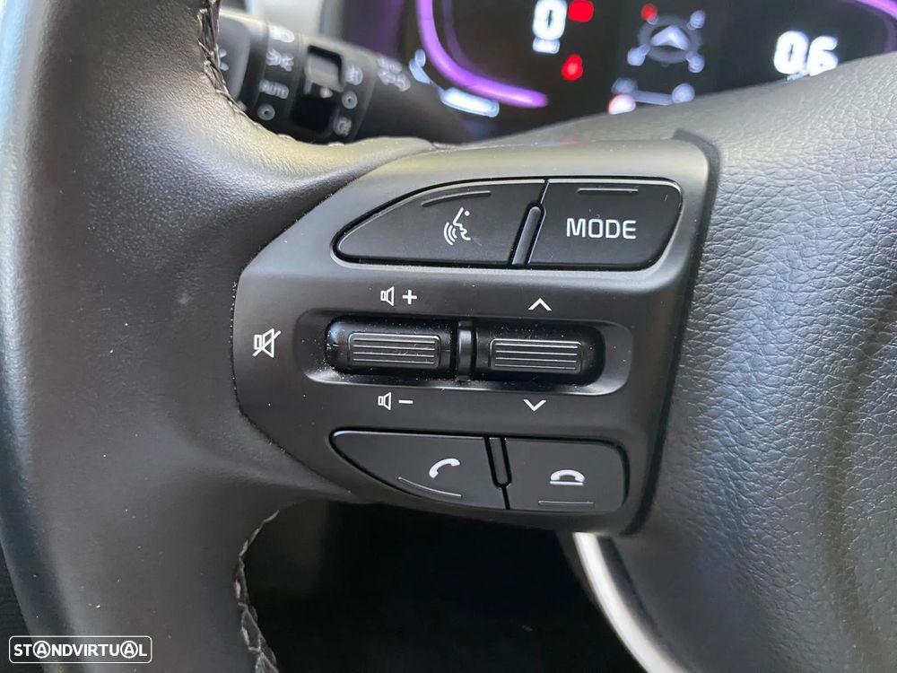 Kia Stonic 1.2 MPi Dynamic - 15