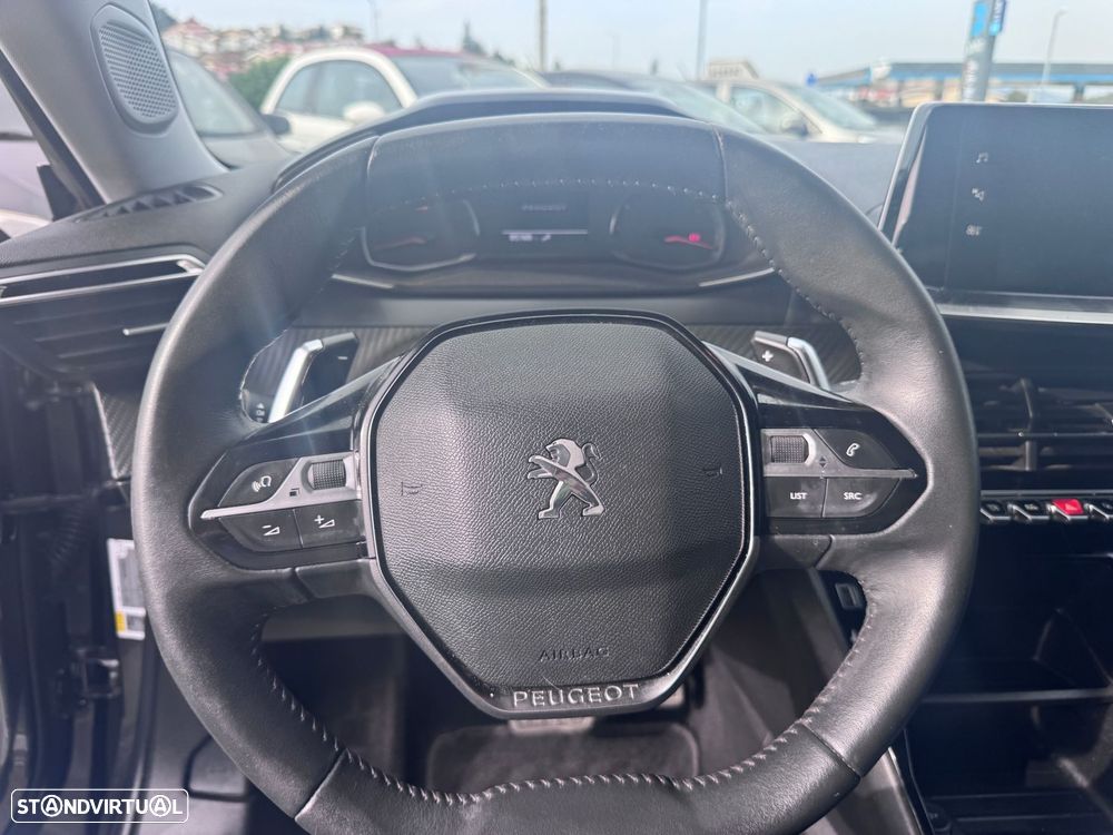Peugeot 2008 1.2 PureTech Active Pack EAT8 - 13