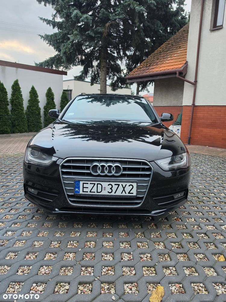 Audi A4 Avant 2012 photo 5