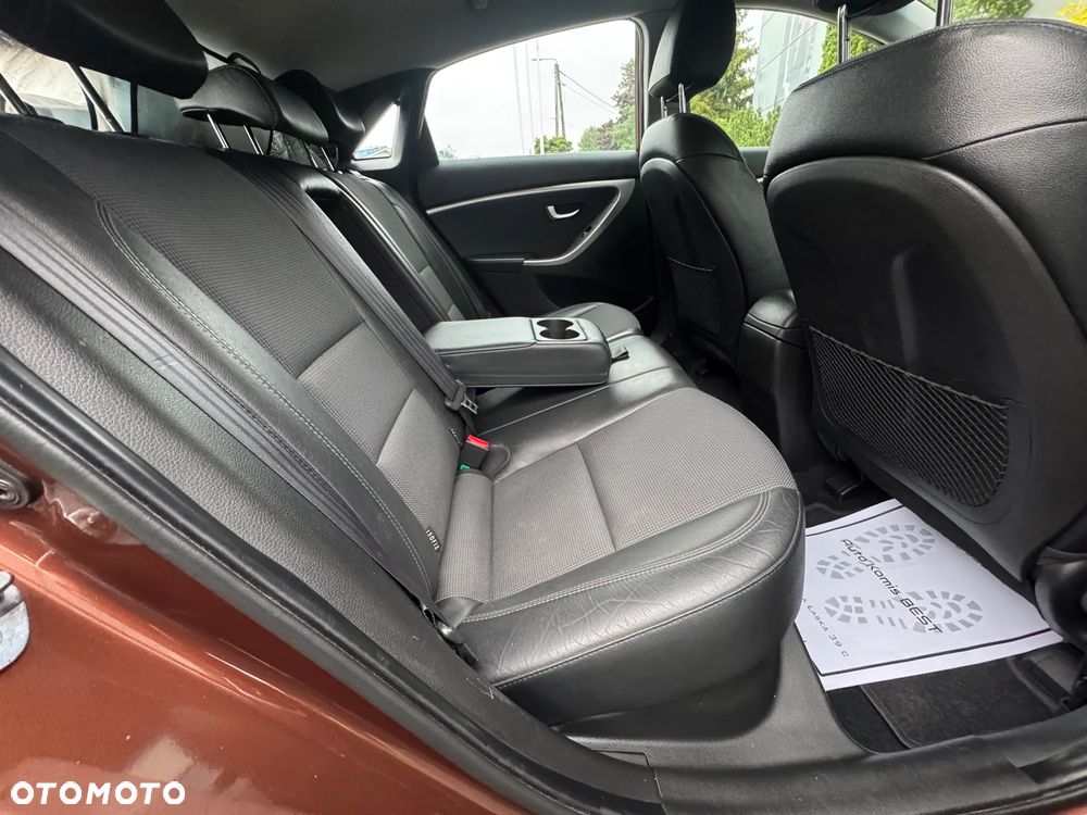 Hyundai i30 1.4 Fifa World Cup Edition - 12