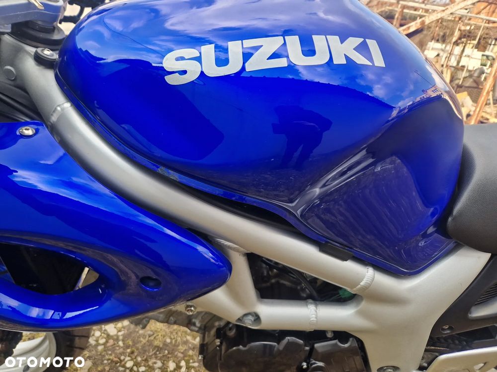 Suzuki SV - 29