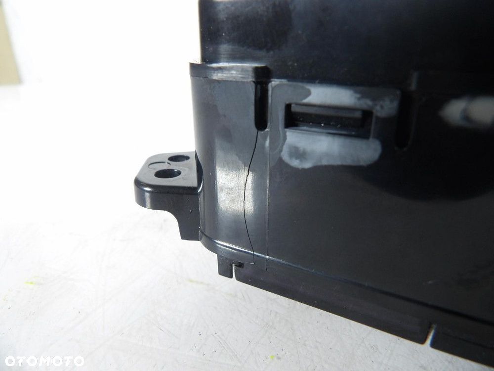 SSANGYONG TIVOLI GRAND PANEL NAWIEWU 68701-35010 - 3