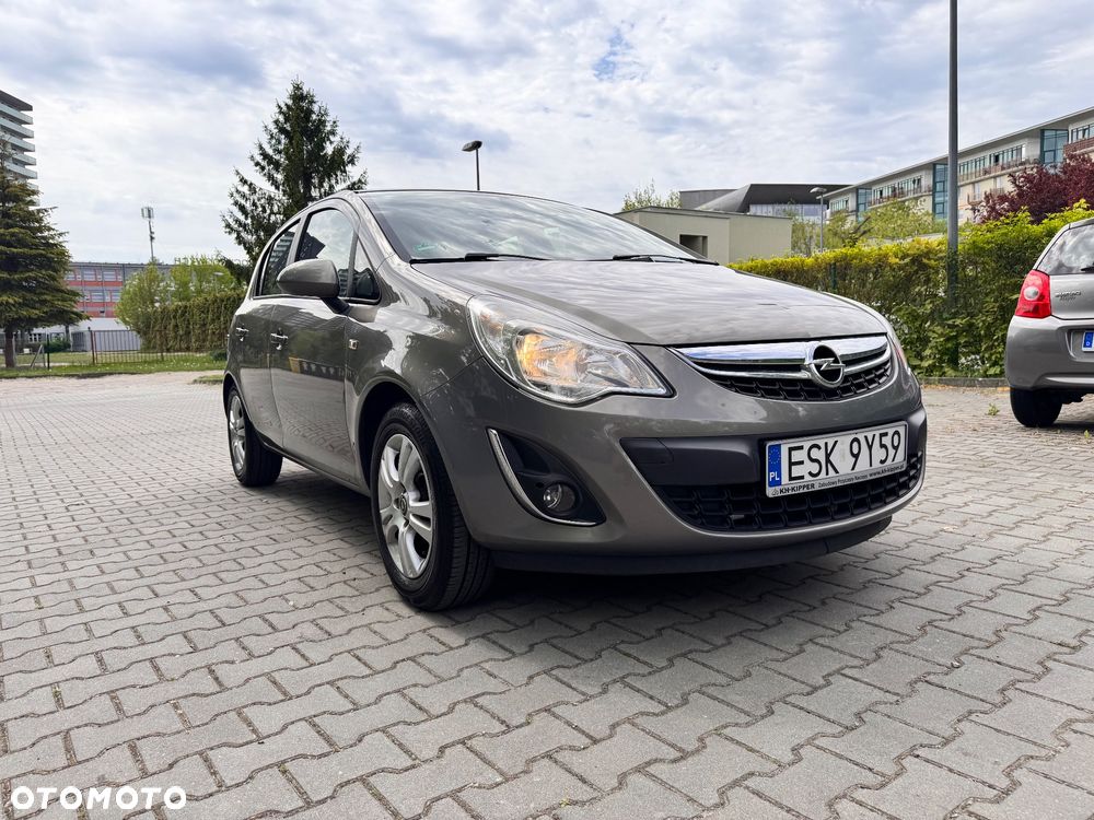 Opel Corsa 1.2 16V Essentia - 6