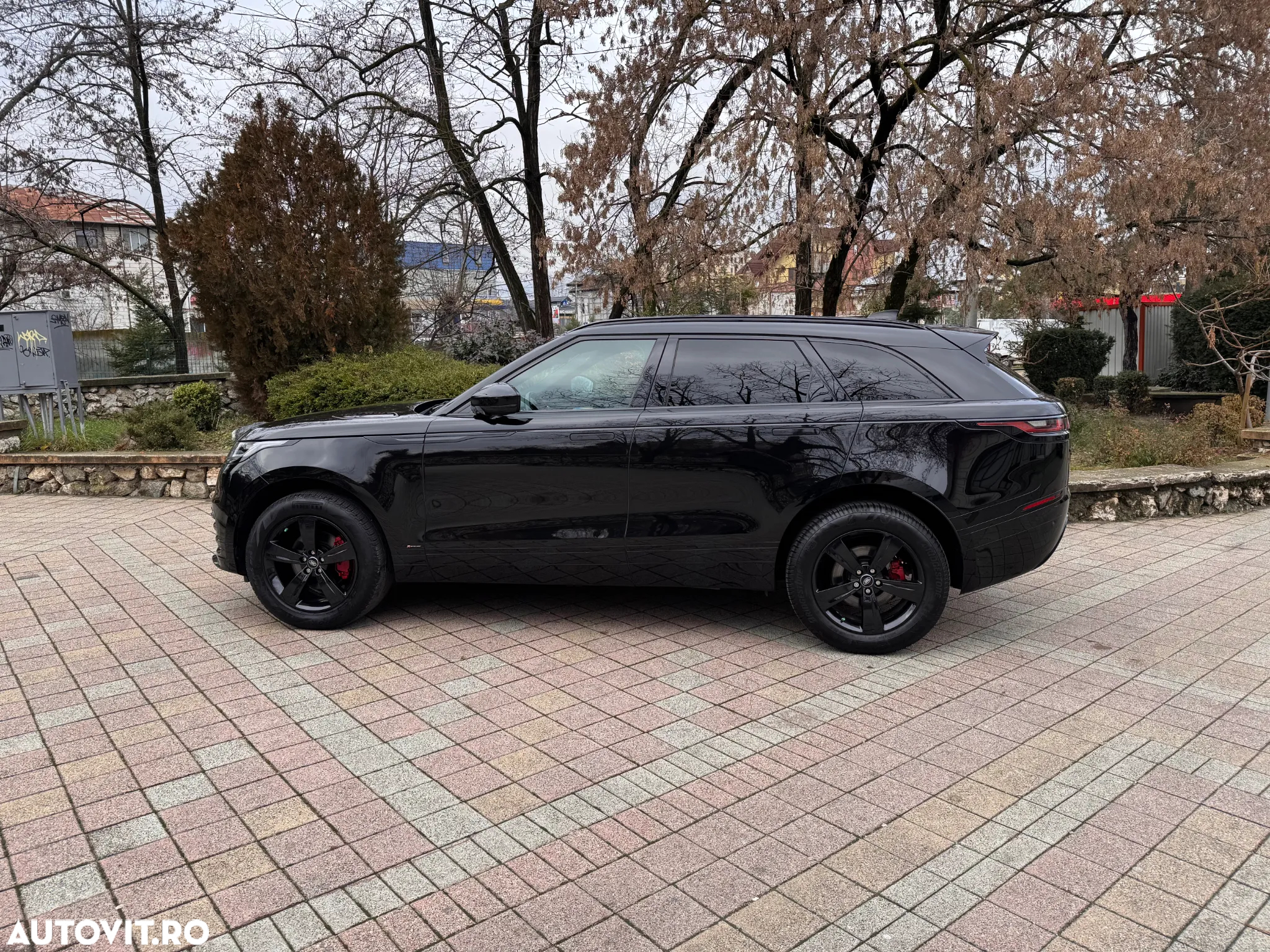 Land Rover Range Rover Velar 2.0 R-Dynamic HSE - 3