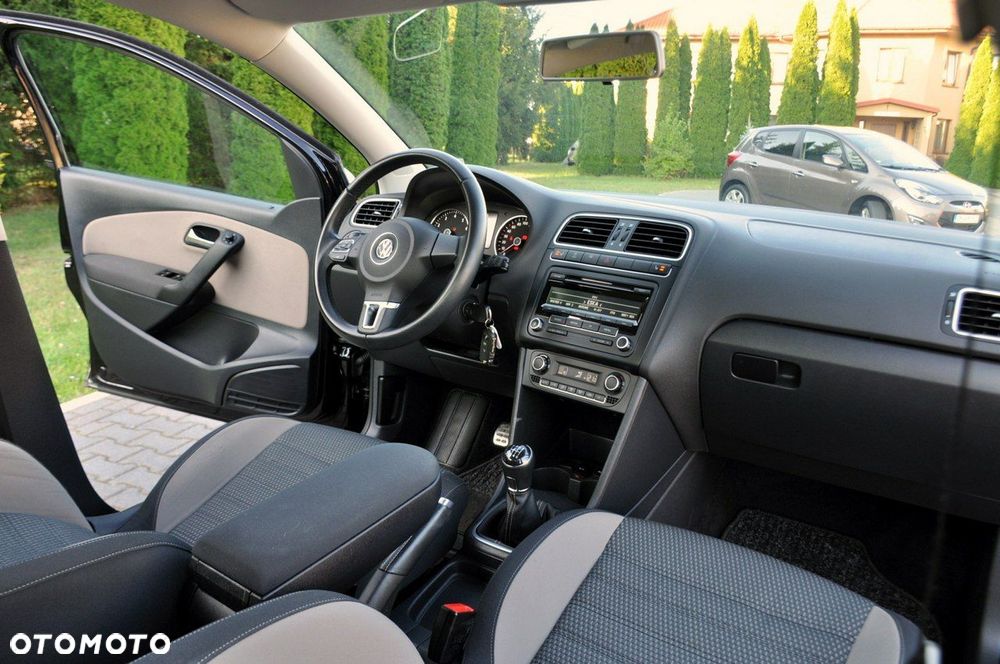 Volkswagen Polo - 25