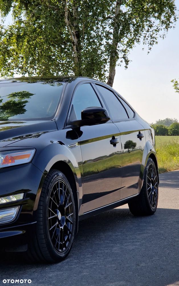 Ford Mondeo 2.0 EcoBoost Titanium - 10