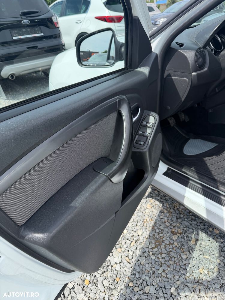 Dacia Duster dCi 110 FAP 4x2 Prestige - 10